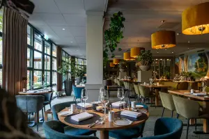 Marijke Muoi Wine & Dine